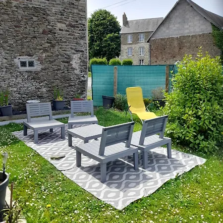 Gasthuis Chez Tinou 3*